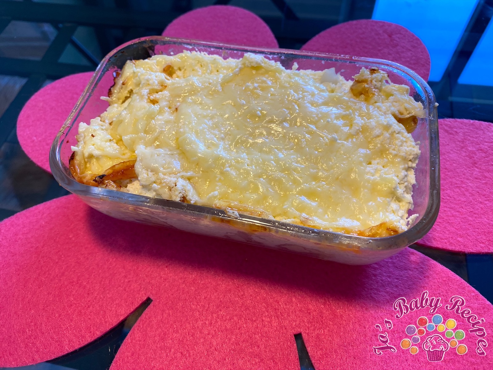Cauliflower with cheese in the oven