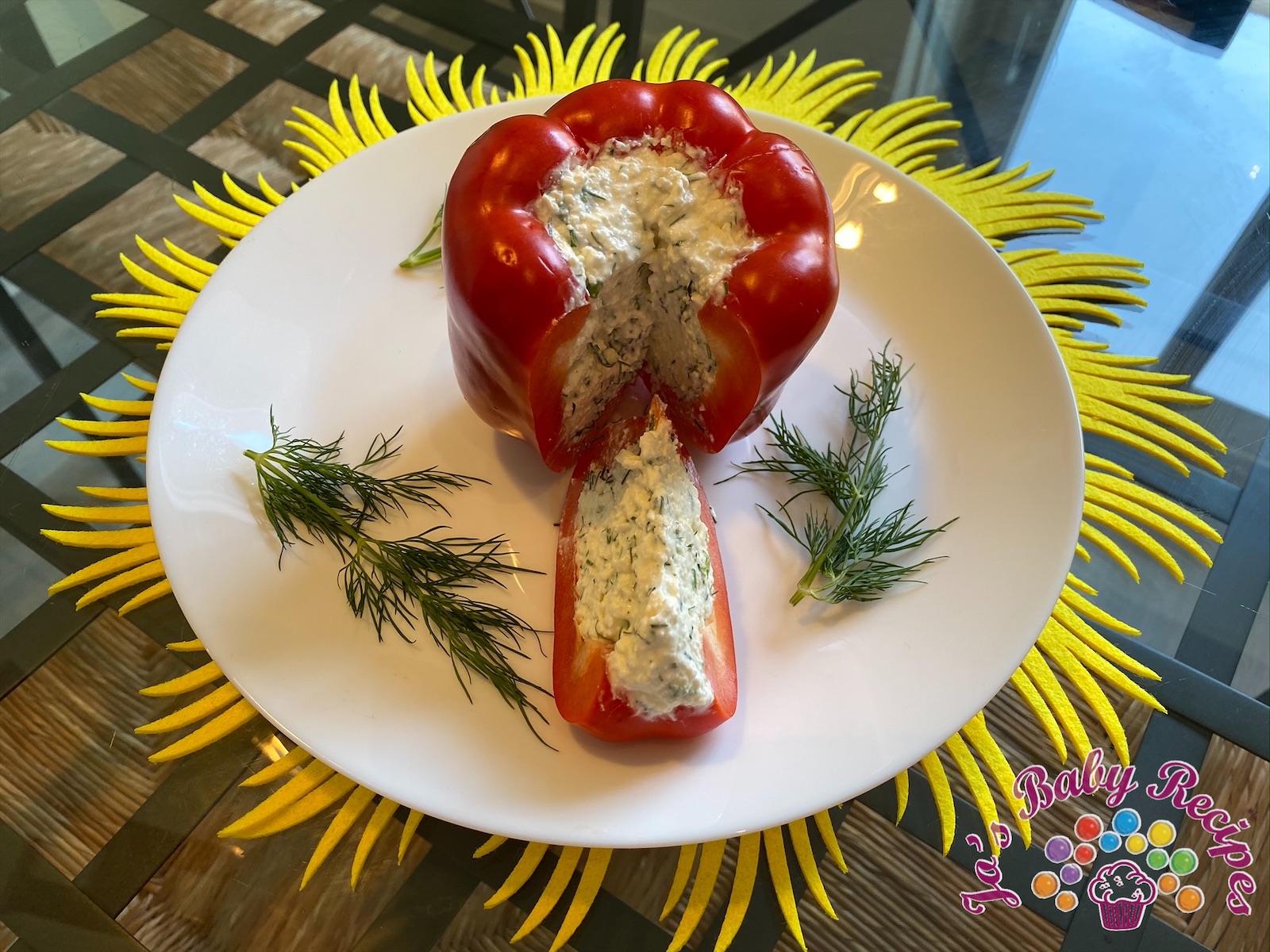 Red Pepper stuffed with Creamy Cheese