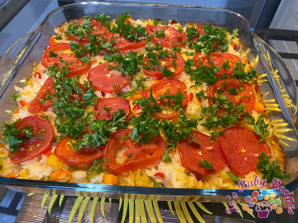 Baby friendly rice with vegetables in the oven