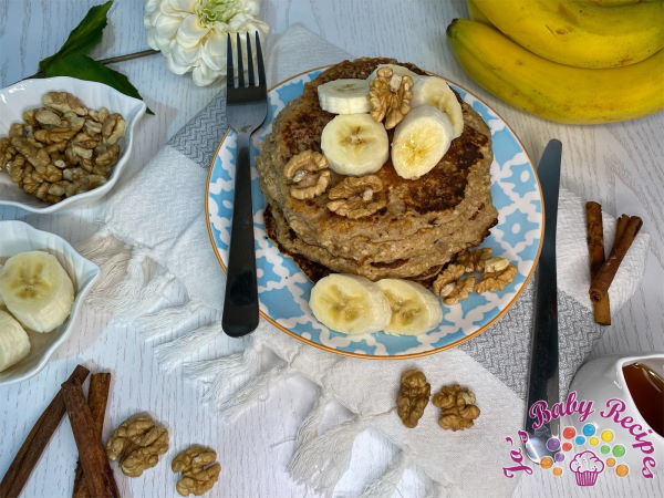 Amarican style pancakes with oatmeal and bananas for babies