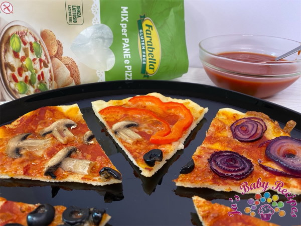 Pizza vegana din mix de fainuri pentru paine si pizza