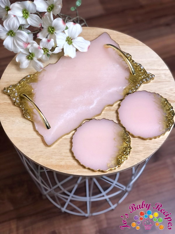 Rectangular tray set and 2 round pink ribs with gold resin, PWE-21