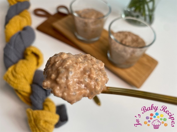 Overnight oats with hazelnut butter and bananas for babies