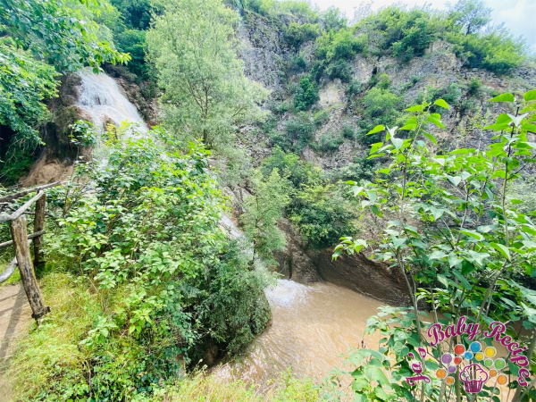 Cascada Hotnitsa si Canionul de langa Veliko Tarnovo &#8211; la 3 ore de Bucuresti